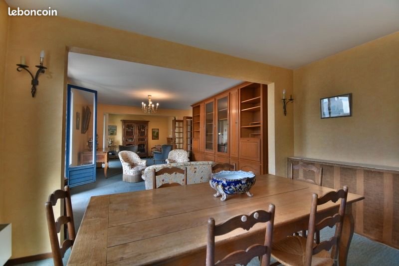 4 bedrooms Apartment in Chartres, France No. 41070