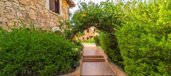 3 rooms Apartment in San Teodoro, Italy No. 91824 11