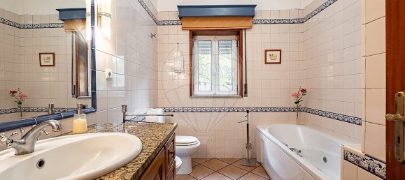 4 bedrooms House in Oliveira de Azemeis, Portugal No. 19900 21