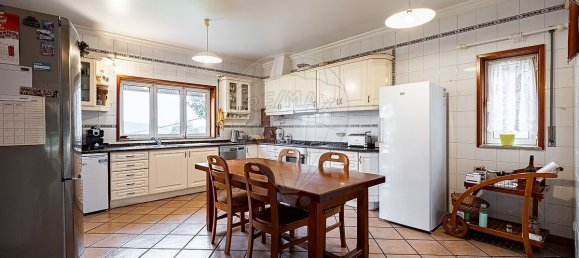 4 bedrooms House in Oliveira de Azemeis, Portugal No. 19900 9