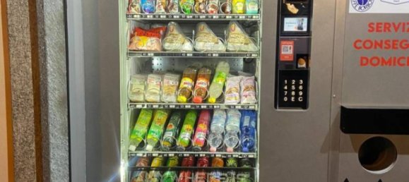 Propiedad comercial de 1 habitación en Collegno, Italy No. 14006 2