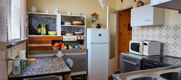 Apartamento de 3 dormitorios en Rhone, France No. 287695 4