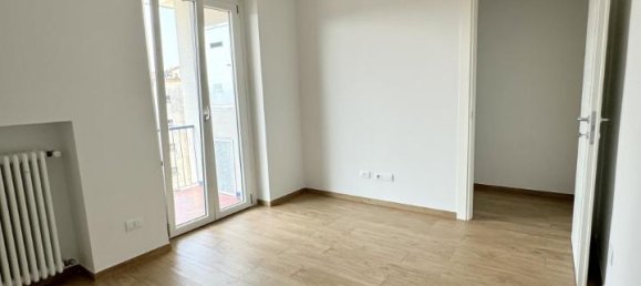 3 rooms Penthouse in Turin, Italy No. 236007 9