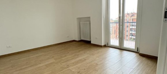 3 rooms Penthouse in Turin, Italy No. 236007 10