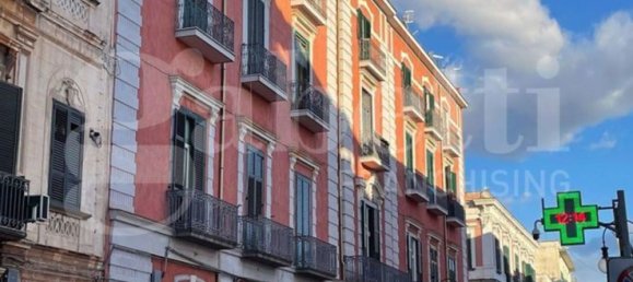 3 bedrooms Apartment in Torre Annunziata, Italy No. 341284 3