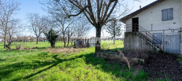 4 bedrooms House in Sant'Ilario d'Enza, Italy No. 195574 18