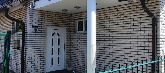 6 rooms Townhouse in Essen, Germany No. 314061 3