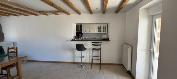 3 bedrooms House in Epinac, France No. 268198 2