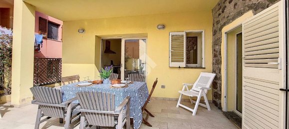 Квартира с 4 комнатами в Кастельсардо, Италия № 150962 3