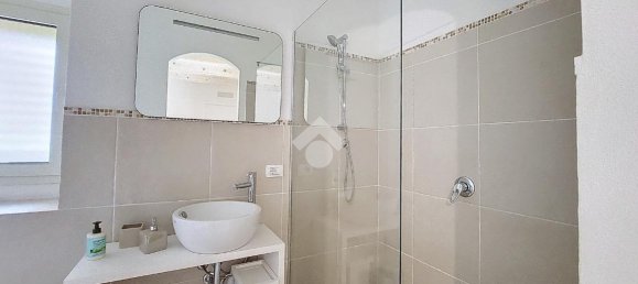 Квартира с 4 комнатами в Кастельсардо, Италия № 150962 25