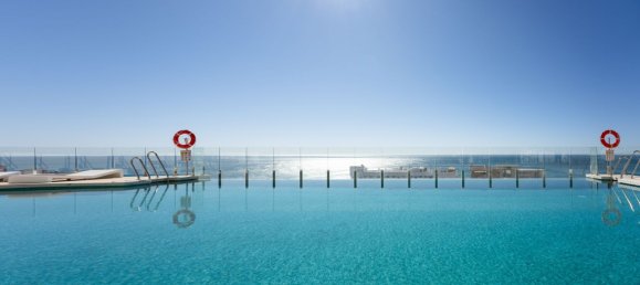 Apartamento de 3 dormitorios en Fuengirola, Spain No. 59839 35