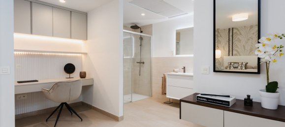 Apartamento de 3 dormitorios en Fuengirola, Spain No. 59839 20