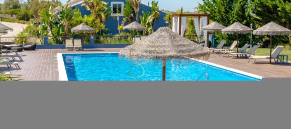 29 bedrooms Hotel in Luz, Portugal No. 135912 3