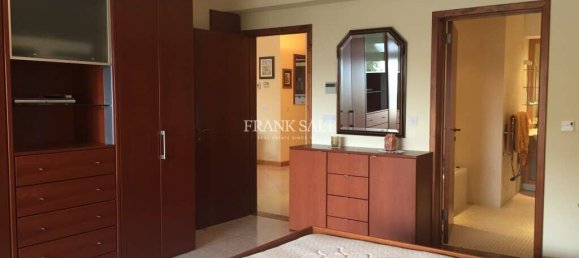 Apartamento de 3 dormitorios en Saint Julian's, Malta No. 8921 16