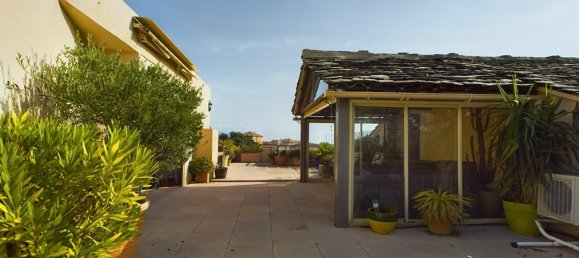 Dúplex de 4 dormitorios en Bastia, France No. 51684 12