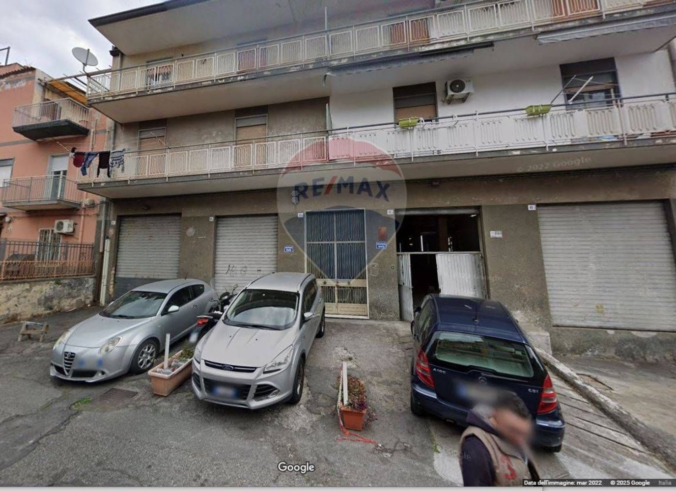 Apartamento de 5 habitaciónes en Catania, Italy No. 57902