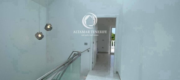 3 bedrooms Villa in Adeje, Spain No. 125149 23