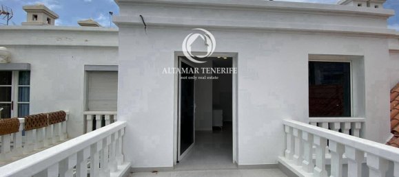 3 bedrooms Villa in Adeje, Spain No. 125149 3