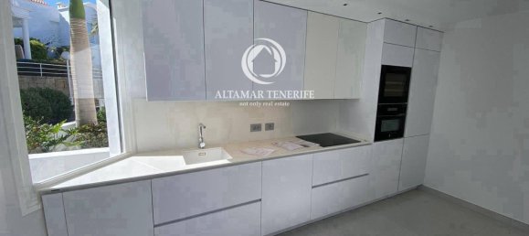 3 bedrooms Villa in Adeje, Spain No. 125149 27