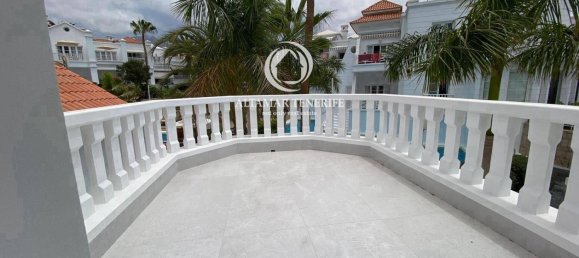 3 bedrooms Villa in Adeje, Spain No. 125149 9