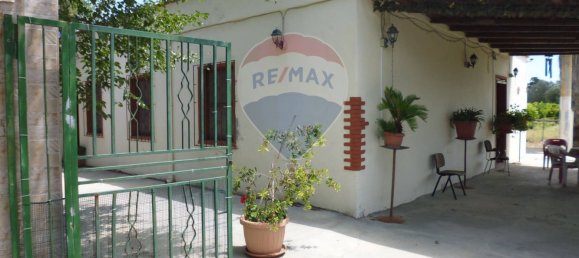 3 bedrooms Villa in Bernalda, Italy No. 68250 6