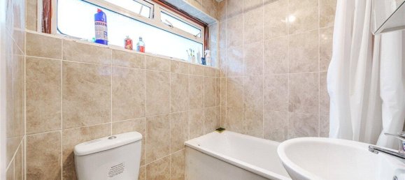 Duplex independente T2 em London, United Kingdom N.º 7826 5