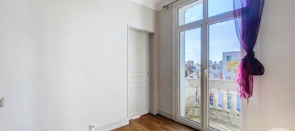 Квартира с 2 спальнями в Тур, Франция № 222023 3