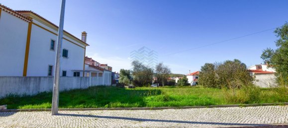 168m² Land in Torres Novas, Portugal No. 71946 3