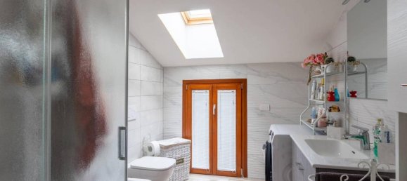 2 rooms Apartment in Senago, Italy No. 33040 22