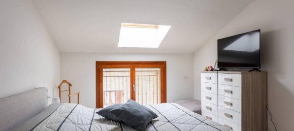 2 rooms Apartment in Senago, Italy No. 33040 17