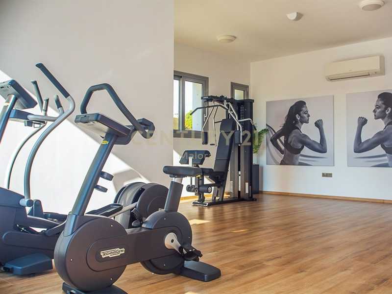 2 bedrooms Apartment in Agios Tychonas, Cyprus No. 10936