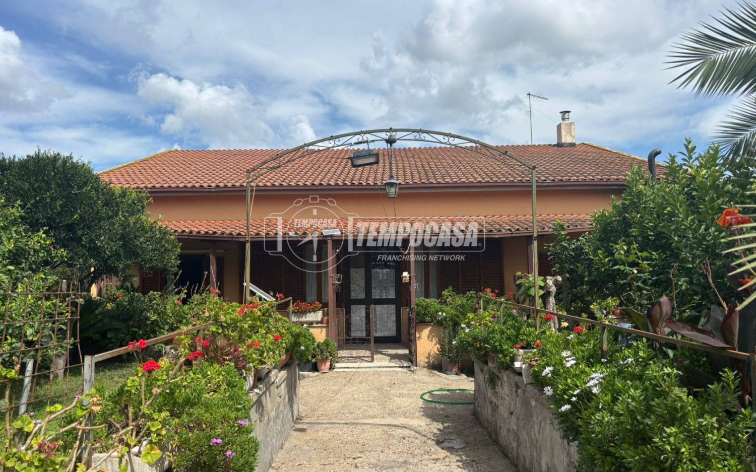 3 Schlafzimmer Villa in Anguillara Sabazia, Italy, Nr. 330891
