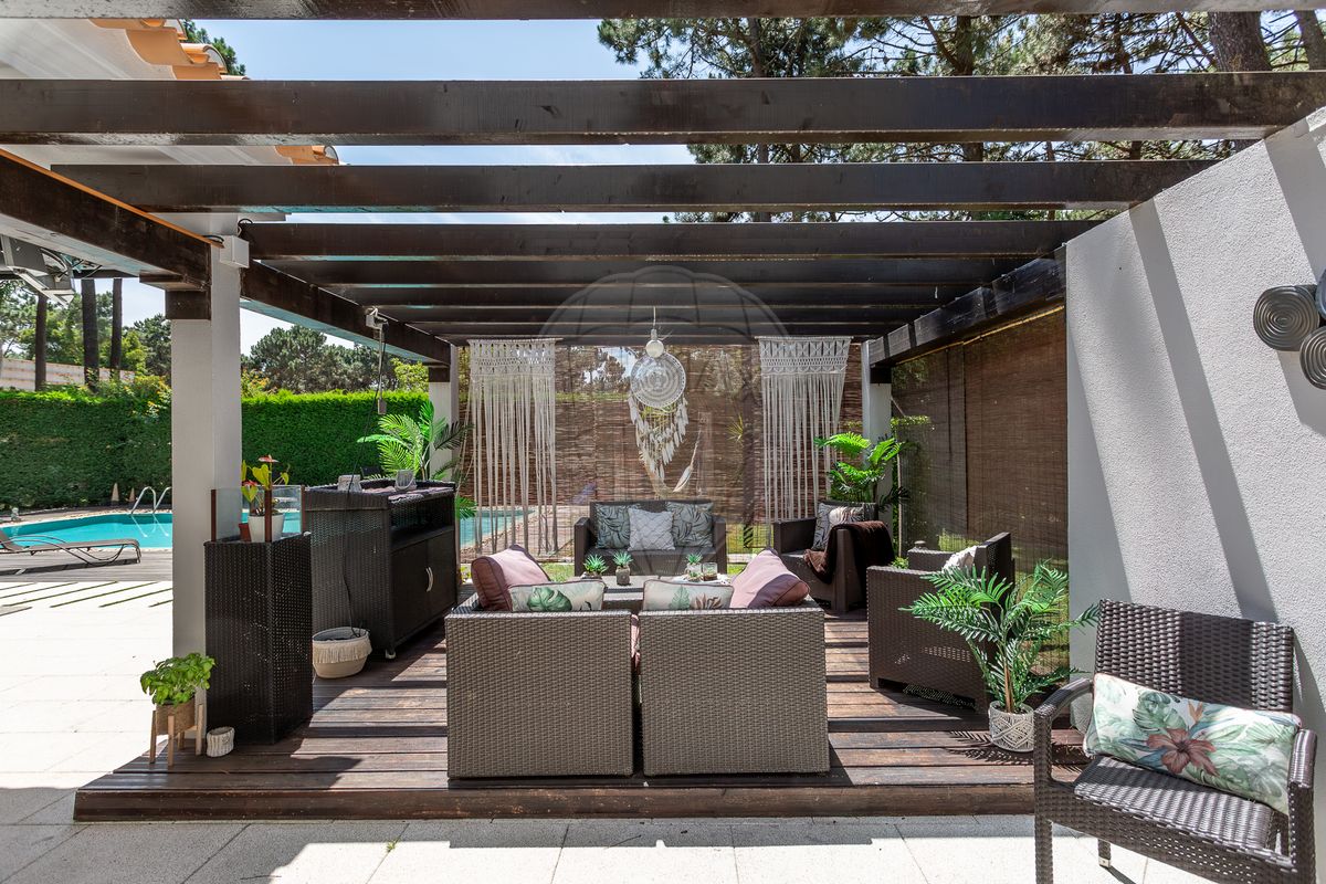 4 bedrooms House in Almada, Portugal No. 22609