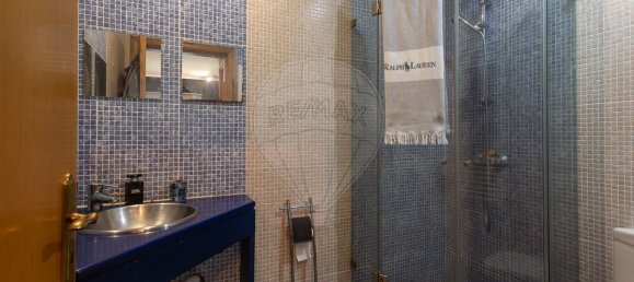 4 bedrooms House in Almada, Portugal No. 22609 19