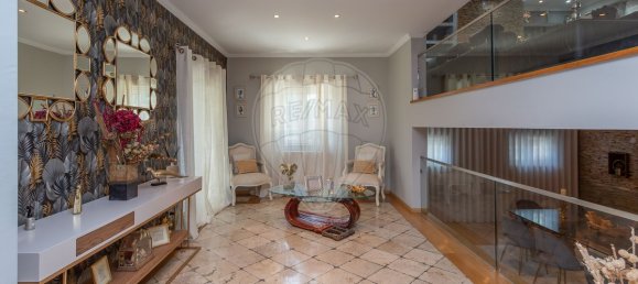 4 bedrooms House in Almada, Portugal No. 22609 8