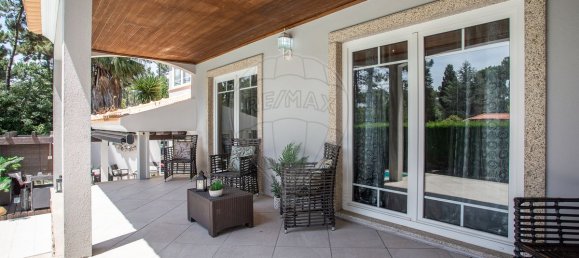 4 bedrooms House in Almada, Portugal No. 22609 36