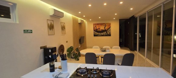 4 bedrooms Property for sale in Seminyak, Badung, Bali, Indonesia № 2537 2