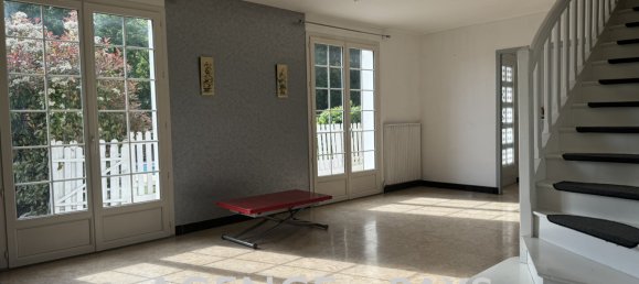 3 bedrooms House in Villiers-Saint-Benoit, France No. 200527 3