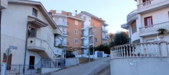 Квартира с 3 комнатами в Сант Эльпидио а Маре, Италия № 97271 6