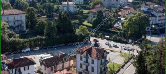 5 rooms Duplex in Stresa, Italy No. 160833 15