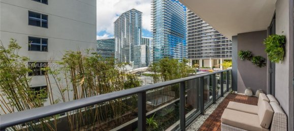 1 غرف نوم عقار تجاري في Miami, الولايات المتحدة رقم 615323 22
