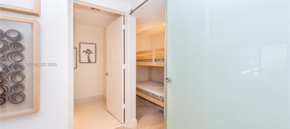 1 غرف نوم عقار تجاري في Miami, الولايات المتحدة رقم 615323 23