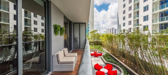 1 غرف نوم عقار تجاري في Miami, الولايات المتحدة رقم 615323 17