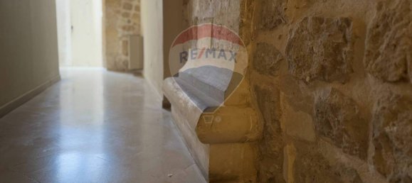 5 rooms Commercial property in Ragusa, Italy No. 155357 27