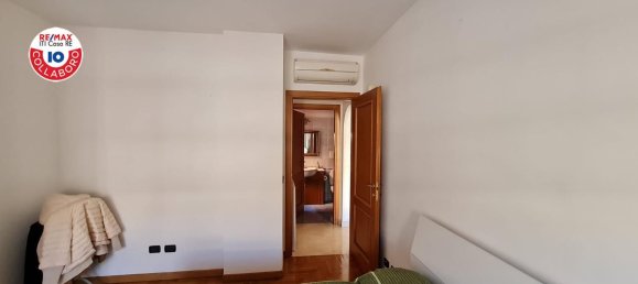 2-salle Appartement à Rome, Italy No. 56241 13