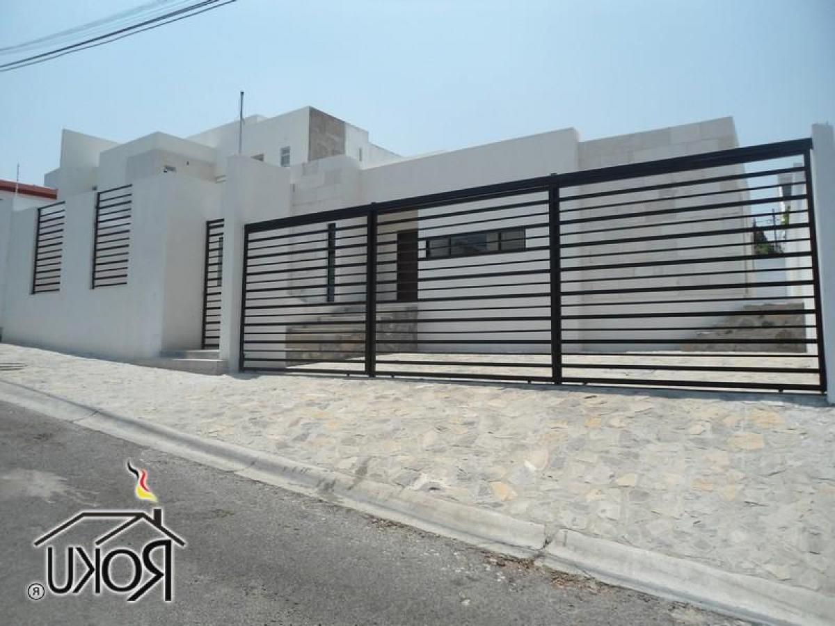 3 bedrooms House in Queretaro, Mexico No. 162904