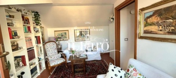 Apartamento de 2 dormitorios en Signa, Italy No. 326080 12