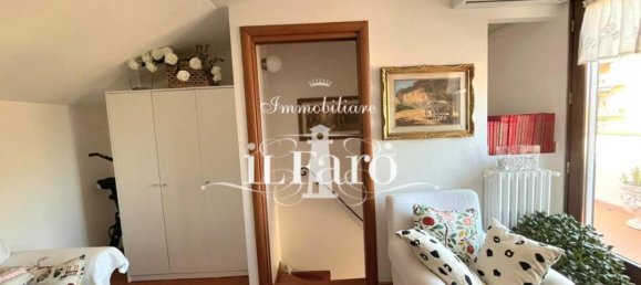 Apartamento de 2 dormitorios en Signa, Italy No. 326080 11