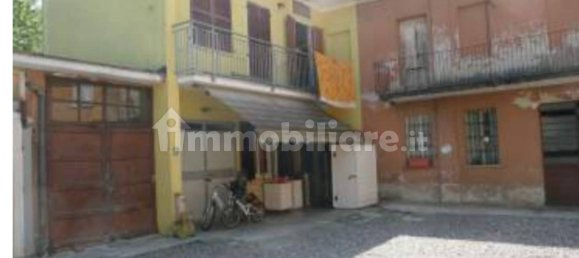 2 bedrooms Apartment in Marnate, Italy No. 367106 4