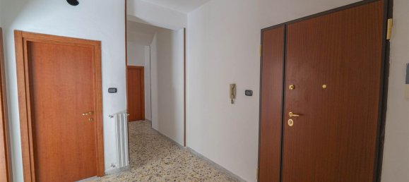 3 bedrooms Apartment in Battipaglia, Italy No. 323305 7